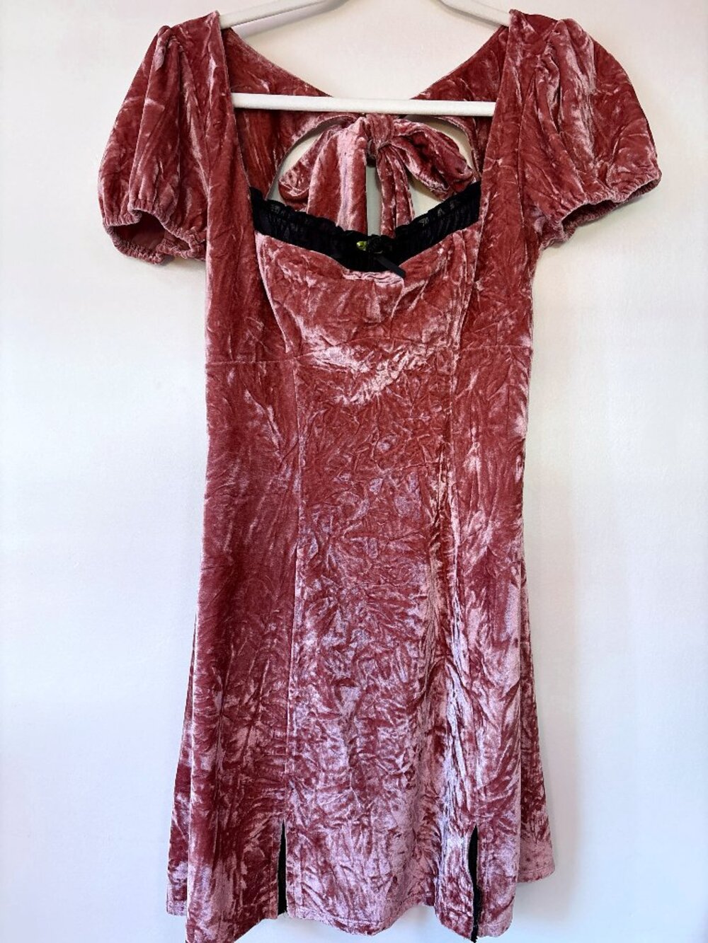 UO Kimchi Blue Jill Crushed Velvet Dress Pink + Black S Small